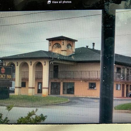 Regency Inn Fern Park エクステリア 写真